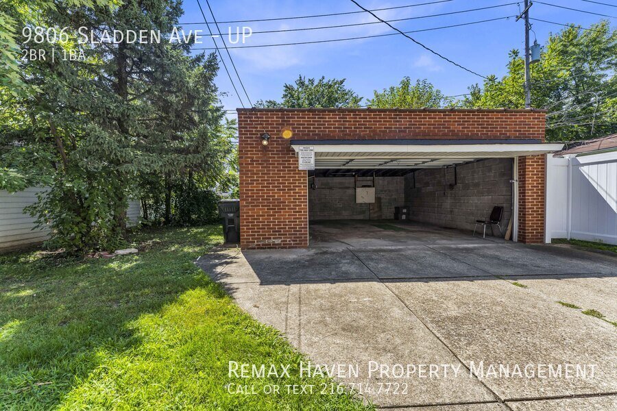 9806 Sladden Ave | UP, Garfield Heights - Spacious 2-bed 1-bath multi- property image