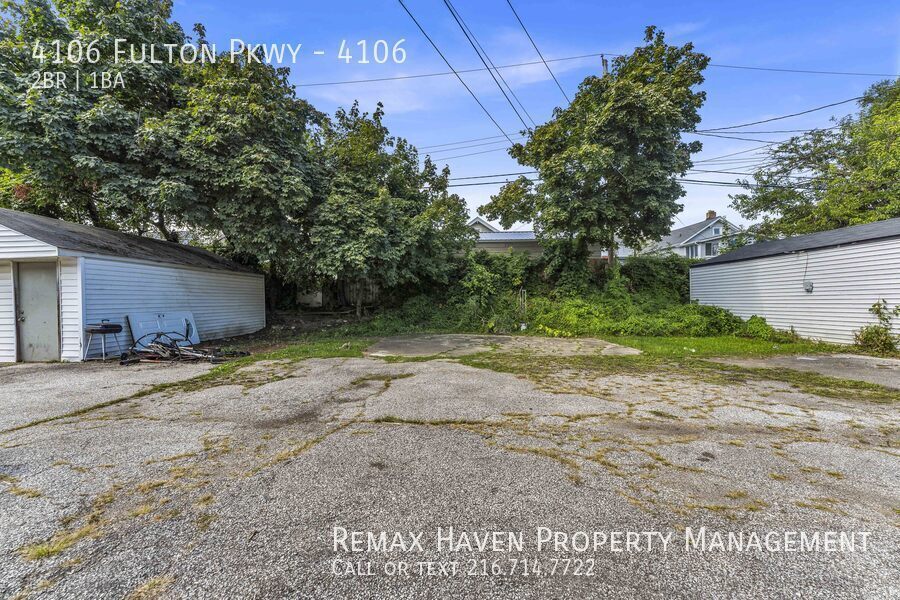 4106 Fulton Parkway, Cleveland - Spacious 2-bed 1-bath multi-family ho property image
