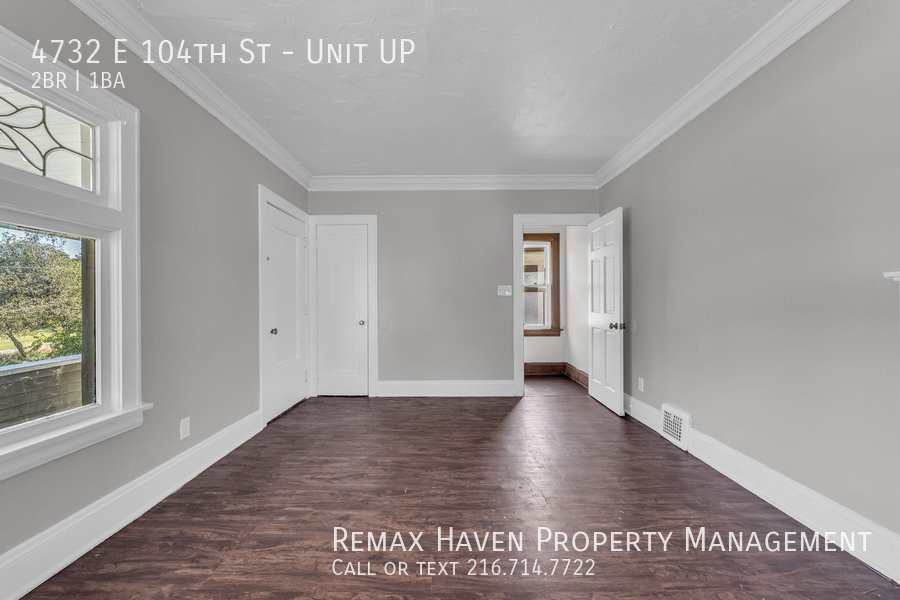 4732 E 104th St | UP, Garfield Heights - Spacious 2-bed 1-bath multi-f property image