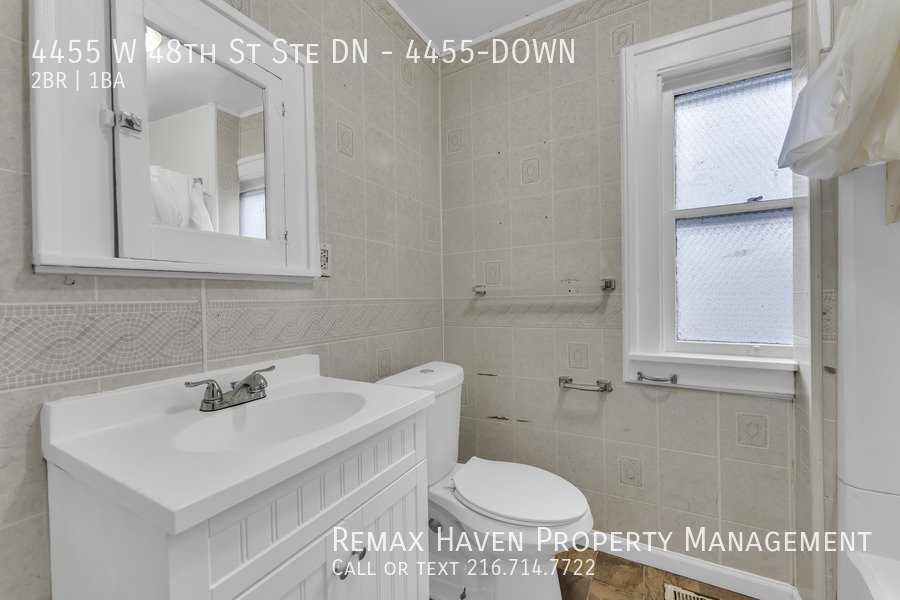 4455 W 48th St | DN, Cleveland - Spacious 2-bed 1-bath multi-family ho property image