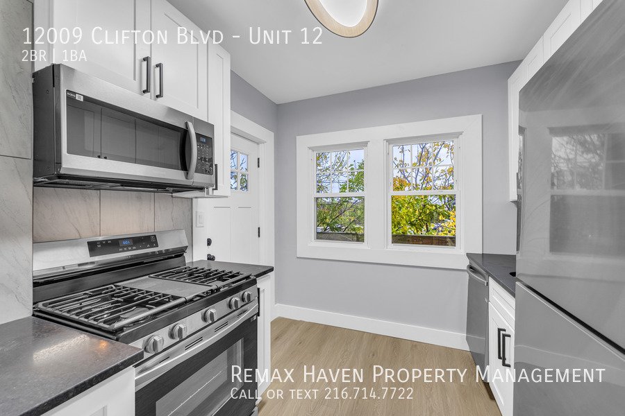 12009 Clifton Blvd | Apt#12, Lakewood - Spacious 2-bed 1-bath apartmen property image