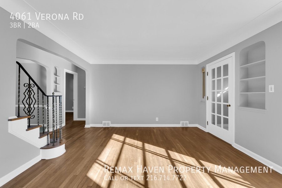 4061 Verona Rd, South Euclid - Spacious 3-bed 1.5-bath single-family h property image