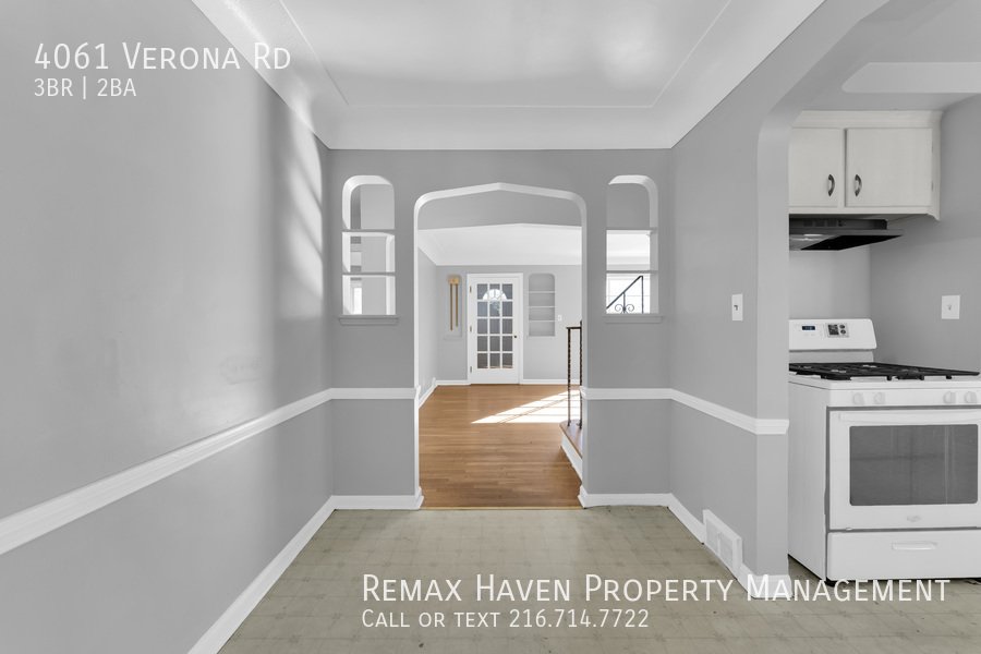 4061 Verona Rd, South Euclid - Spacious 3-bed 1.5-bath single-family h property image