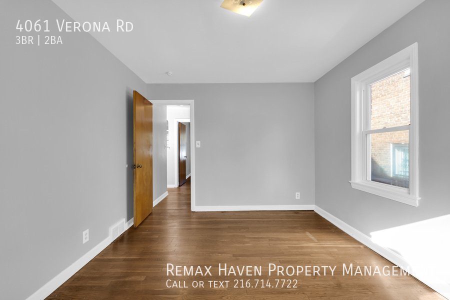 4061 Verona Rd, South Euclid - Spacious 3-bed 1.5-bath single-family h property image