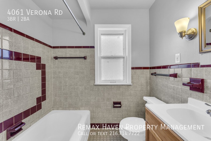 4061 Verona Rd, South Euclid - Spacious 3-bed 1.5-bath single-family h property image