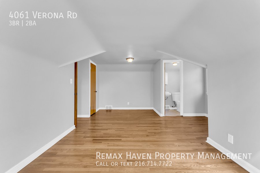 4061 Verona Rd, South Euclid - Spacious 3-bed 1.5-bath single-family h property image