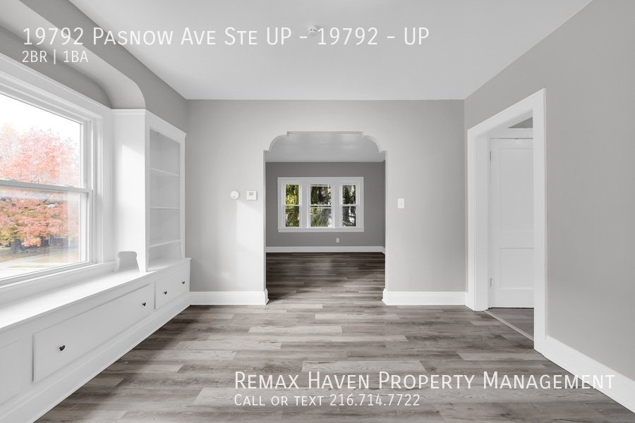 19792 Pasnow Ave | UP, Euclid - Spacious 2-bed 1-bath multi-family hom property image