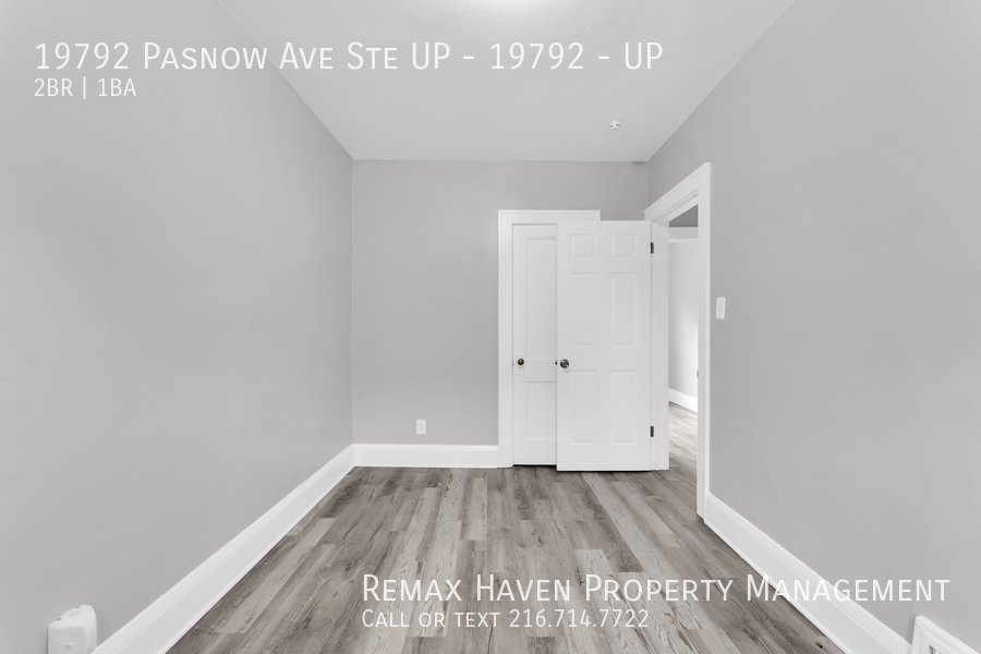 19792 Pasnow Ave | UP, Euclid - Spacious 2-bed 1-bath multi-family hom property image