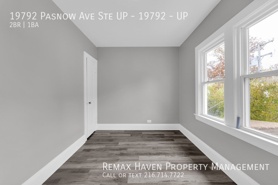 19792 Pasnow Ave | UP, Euclid - Spacious 2-bed 1-bath multi-family hom property image