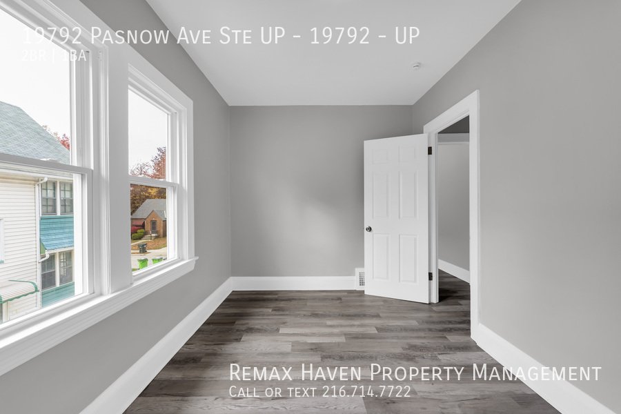 19792 Pasnow Ave | UP, Euclid - Spacious 2-bed 1-bath multi-family hom property image