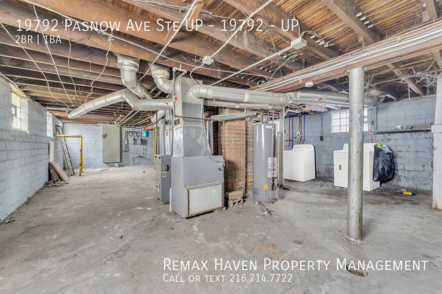 19792 Pasnow Ave | UP, Euclid - Spacious 2-bed 1-bath multi-family hom property image