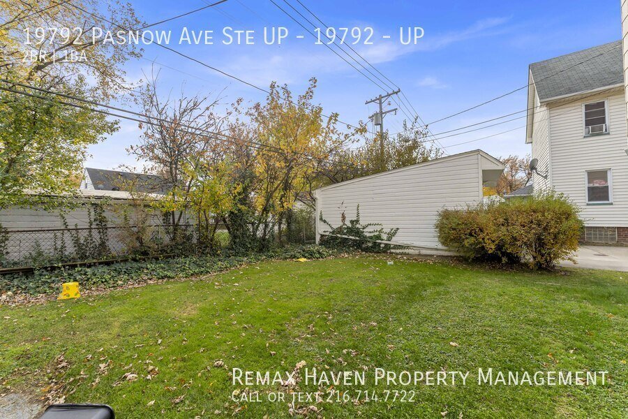 19792 Pasnow Ave | UP, Euclid - Spacious 2-bed 1-bath multi-family hom property image