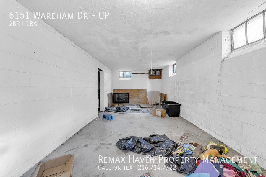 6151 Wareham Dr | UP, Parma - Spacious 2-bed 1-bath multi-family home! property image