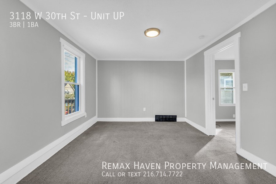 3118 W 30th St | UP, Cleveland - Spacious 3-bed 1-bath multi-family ho property image