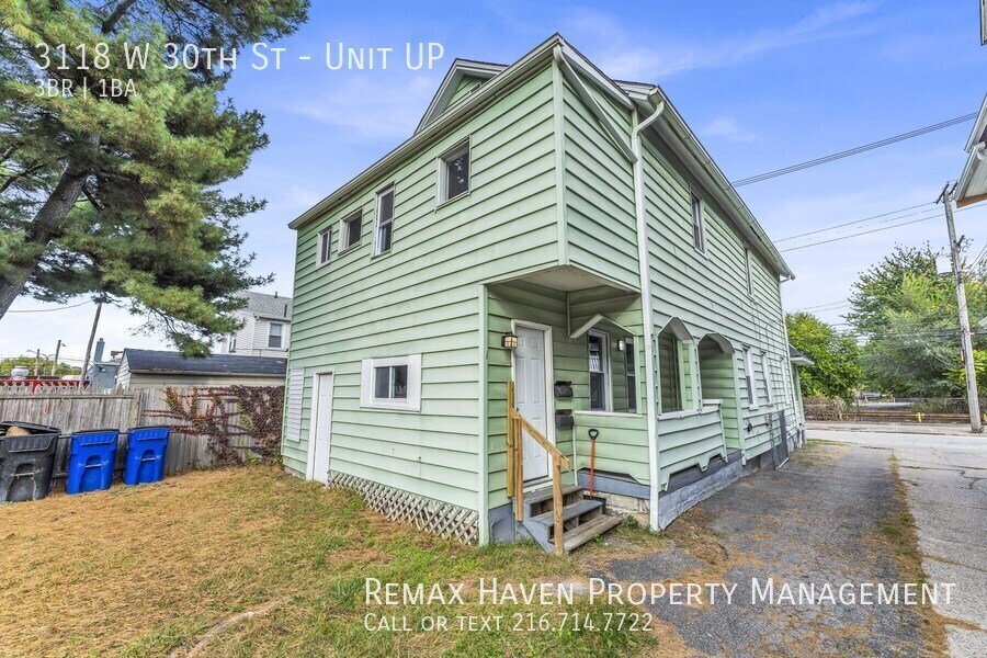 3118 W 30th St | UP, Cleveland - Spacious 3-bed 1-bath multi-family ho property image