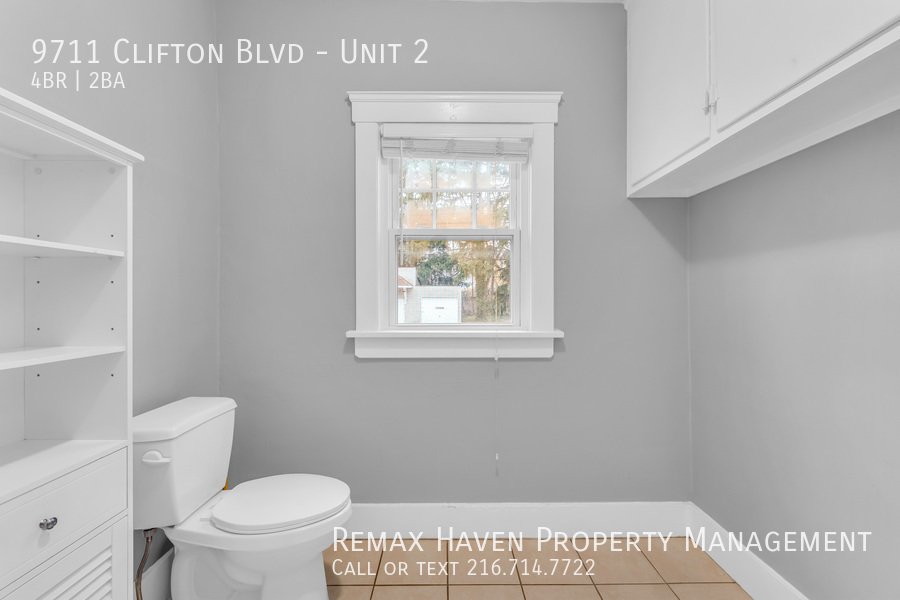 9711 Clifton Blvd | Unit 2, Cleveland - Spacious 4-bed 1.5-bath multi- property image