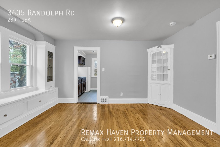 3605 Randolph Rd, Cleveland Heights - Spacious 2-bed 1-bath single-fam property image