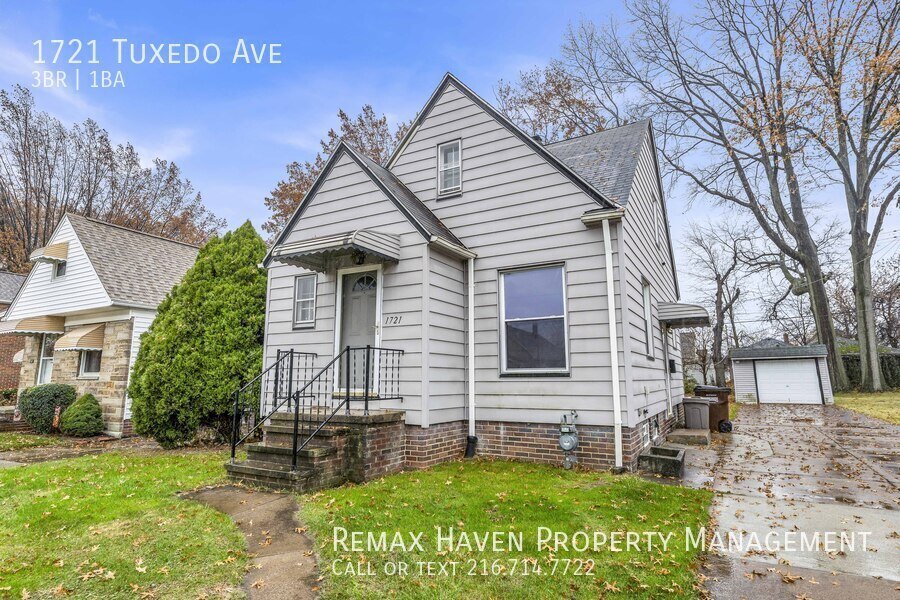 1721 Tuxedo Ave, Parma - Spacious 3-bed 1-bath single-family home! property image
