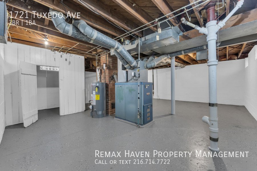 1721 Tuxedo Ave, Parma - Spacious 3-bed 1-bath single-family home! property image