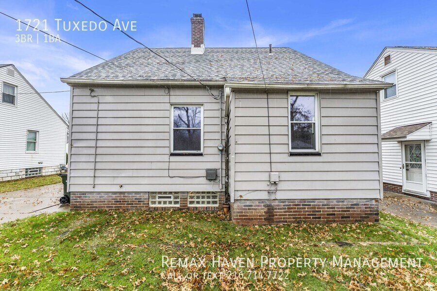 1721 Tuxedo Ave, Parma - Spacious 3-bed 1-bath single-family home! property image