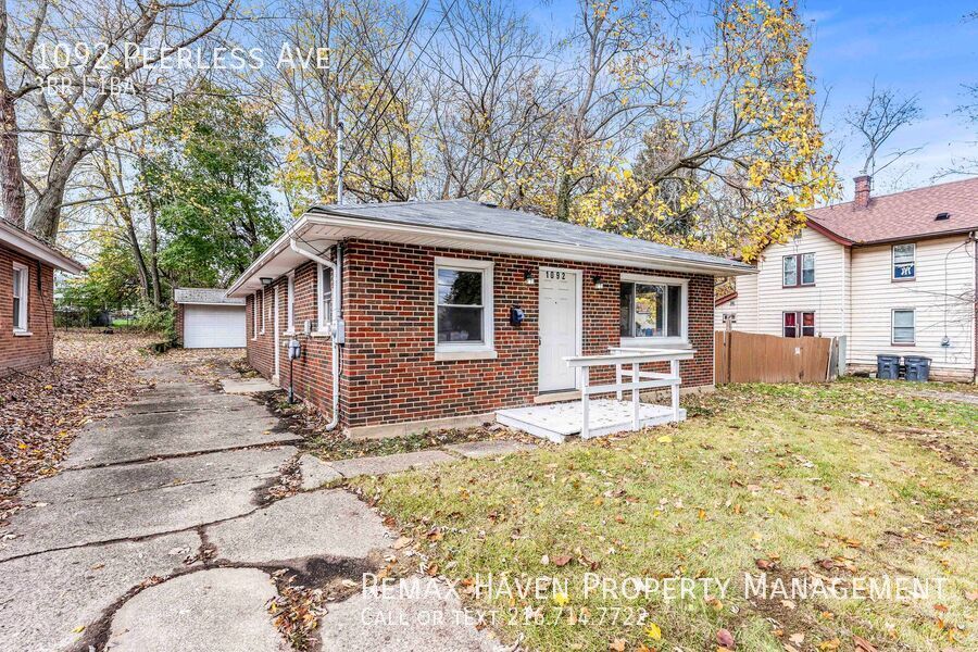 1092 Peerless Ave, Akron - Spacious 3 bed 1 bath single family home! property image