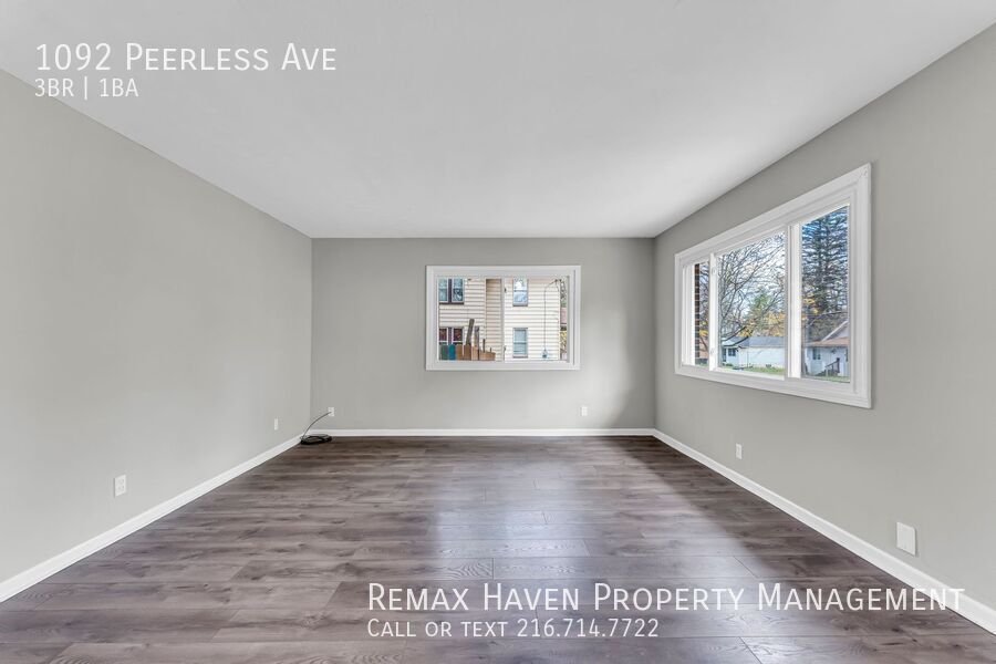 1092 Peerless Ave, Akron - Spacious 3 bed 1 bath single family home! property image