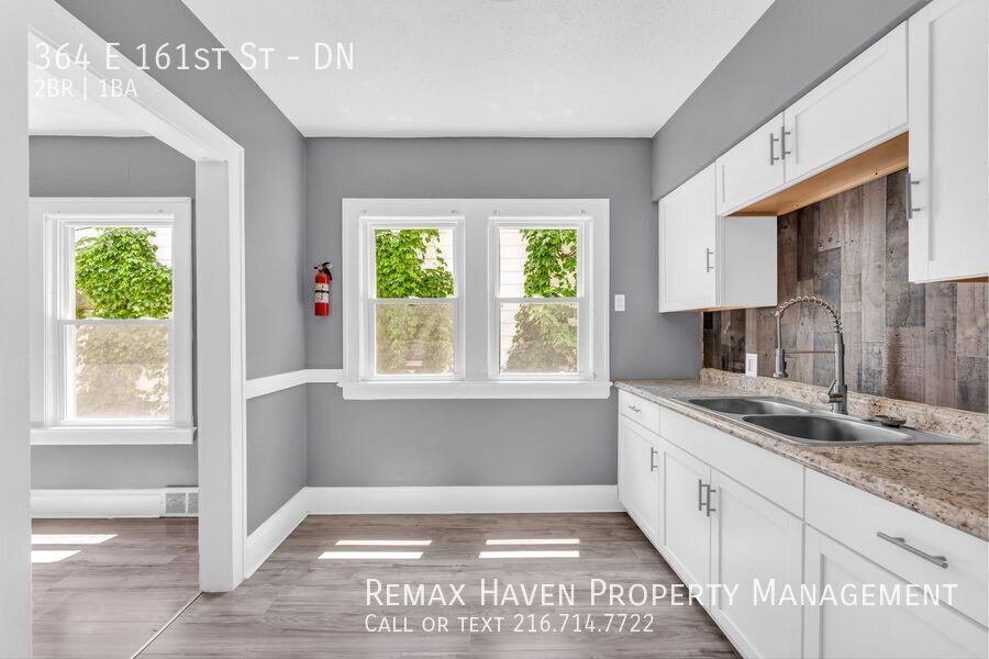 364 E 161st St | DN, Cleveland - Spacious 2 bed 1 bath multi-family home! property image
