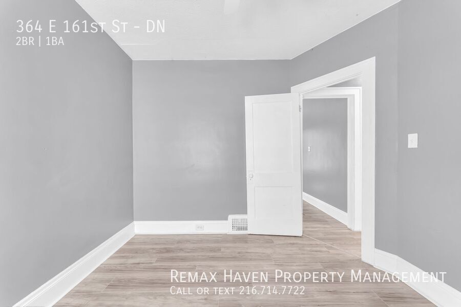 364 E 161st St | DN, Cleveland - Spacious 2 bed 1 bath multi-family home! property image