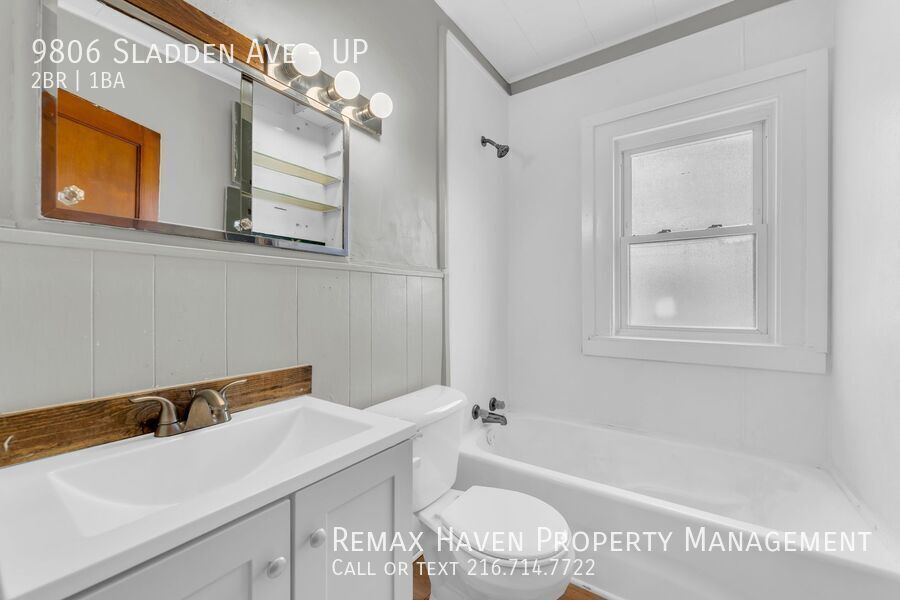 9806 Sladden Ave | UP, Garfield Heights - Spacious 2-bed 1-bath multi-family home! property image