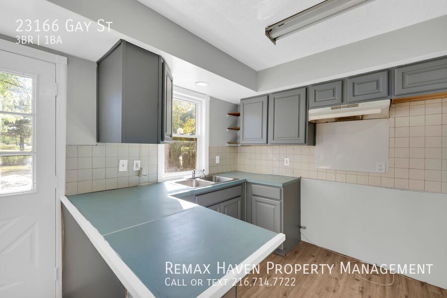 23166 Gay St, Euclid - Spacious 3-bed 1-bath single-family home! property image