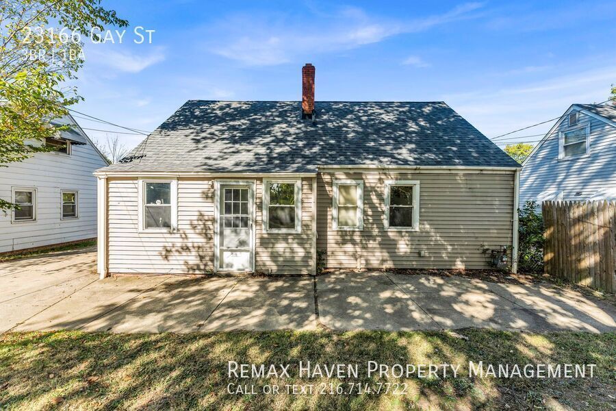 23166 Gay St, Euclid - Spacious 3-bed 1-bath single-family home! property image