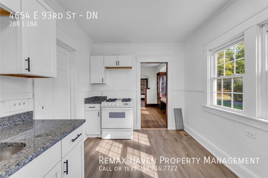 4654 E 93rd St | DN, Garfield Heights- Spacious 2-bed 1-bath multi-family home! property image