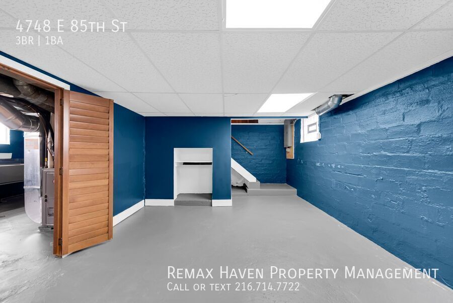 4748 E 85th St, Garfield Heights - Spacious 3-bed 1-bath single-family home! property image