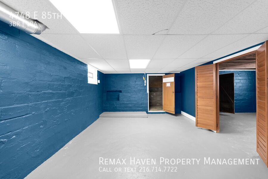 4748 E 85th St, Garfield Heights - Spacious 3-bed 1-bath single-family home! property image