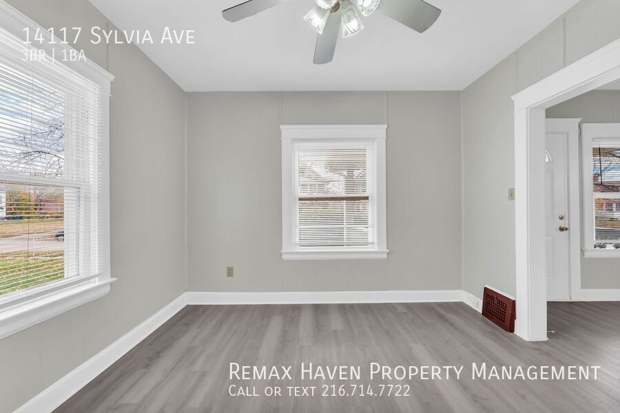 14117 Sylvia Ave, Cleveland - Spacious 3-bed 1-bath single-family home! property image