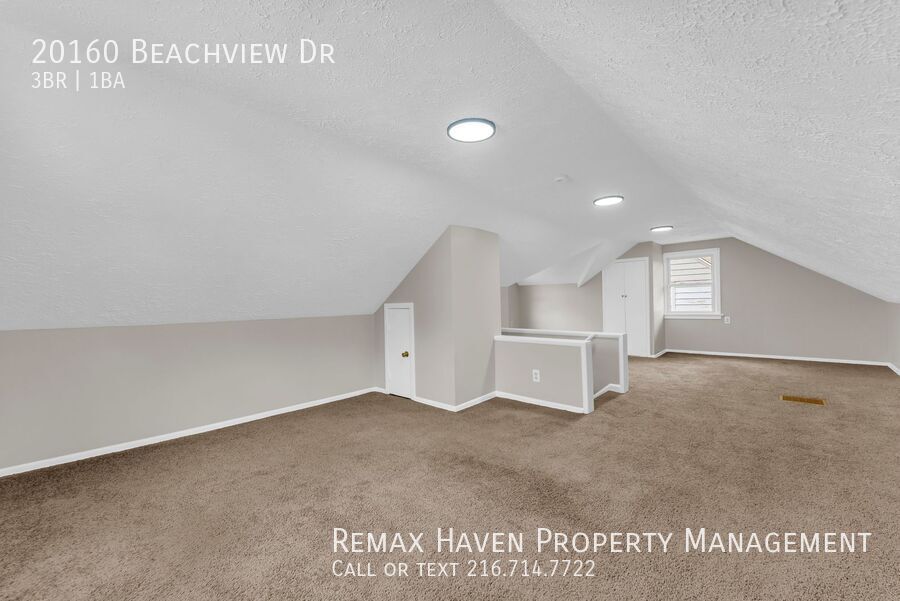 20160 Beachview Dr., Euclid - Spacious 3-bed 1-bath single-family home! property image