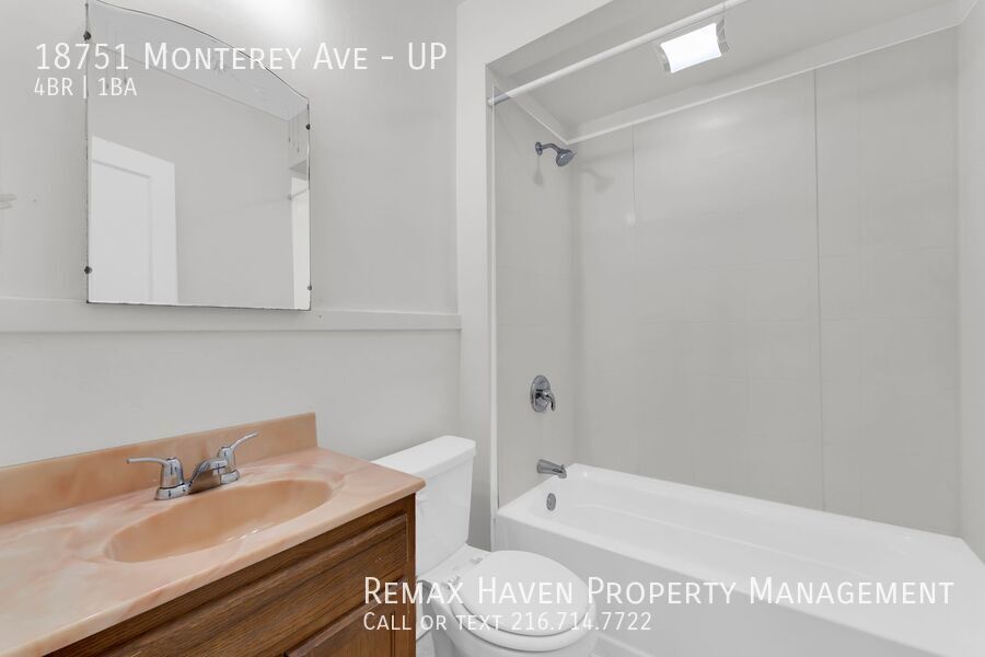 18751 Monterey Ave| UP, Euclid - Spacious 4-bed 1-bath multi-family home! property image