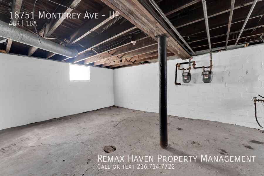18751 Monterey Ave| UP, Euclid - Spacious 4-bed 1-bath multi-family home! property image