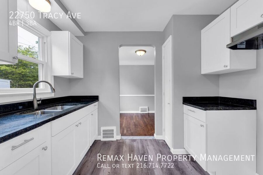 22750 Tracy Ave, Euclid - Spacious 3-bed 2-bath single-family home! property image
