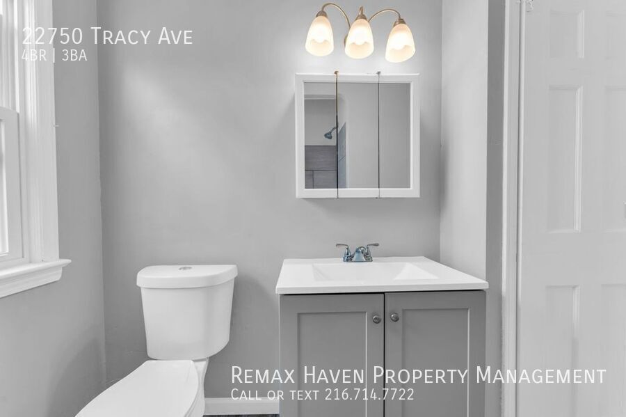 22750 Tracy Ave, Euclid - Spacious 3-bed 2-bath single-family home! property image