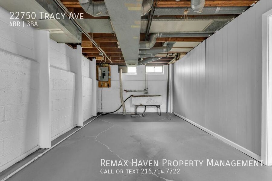 22750 Tracy Ave, Euclid - Spacious 3-bed 2-bath single-family home! property image