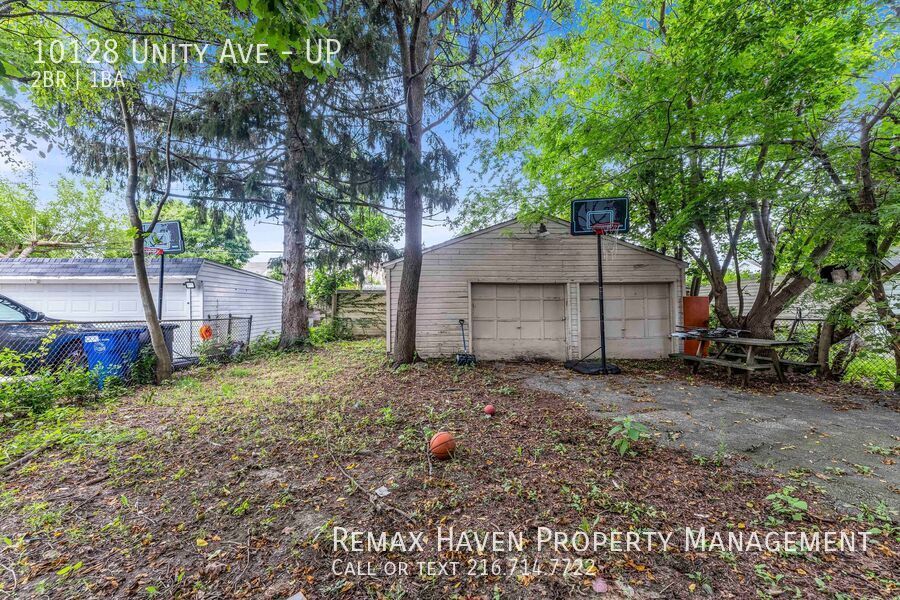 10128 Unity Ave | UP, Cleveland - Spacious 2 bed 1 bath multi-family home! property image