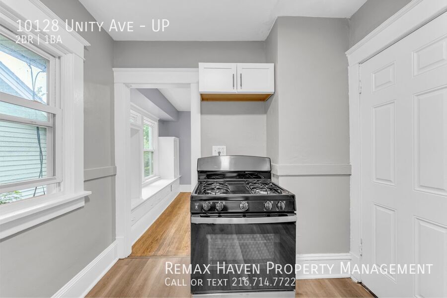 10128 Unity Ave | UP, Cleveland - Spacious 2 bed 1 bath multi-family home! property image