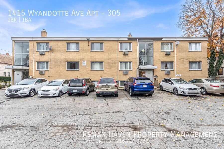 1415 Wyandotte Ave | Unit 305, Lakewood - Spacious 1-bed 1-bath apartment! property image