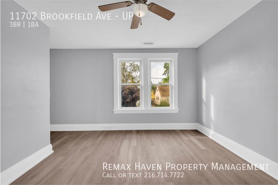 11702 Brookfield Ave | UP, Cleveland - Spacious 3-bed 1-bath multi-family home! property image