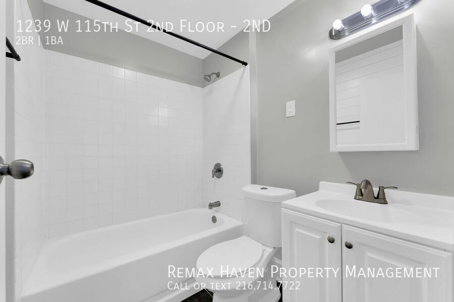 1239 W 115th St | Unit 2, Cleveland - Spacious 2-bed 1-bath multi-family home! Gas Included! property image