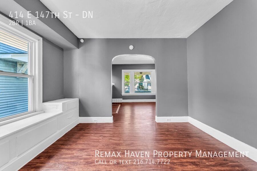 414 E 147th St | DN, Cleveland - Spacious 2-bed 1-bath multi-family home! property image