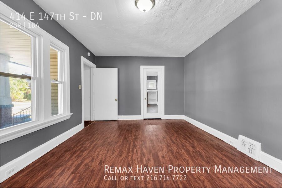 414 E 147th St | DN, Cleveland - Spacious 2-bed 1-bath multi-family home! property image
