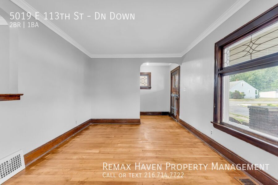 5019 E 113th St | DN, Garfield Heights - Spacious 2 bed 1 bath multi-family home! property image