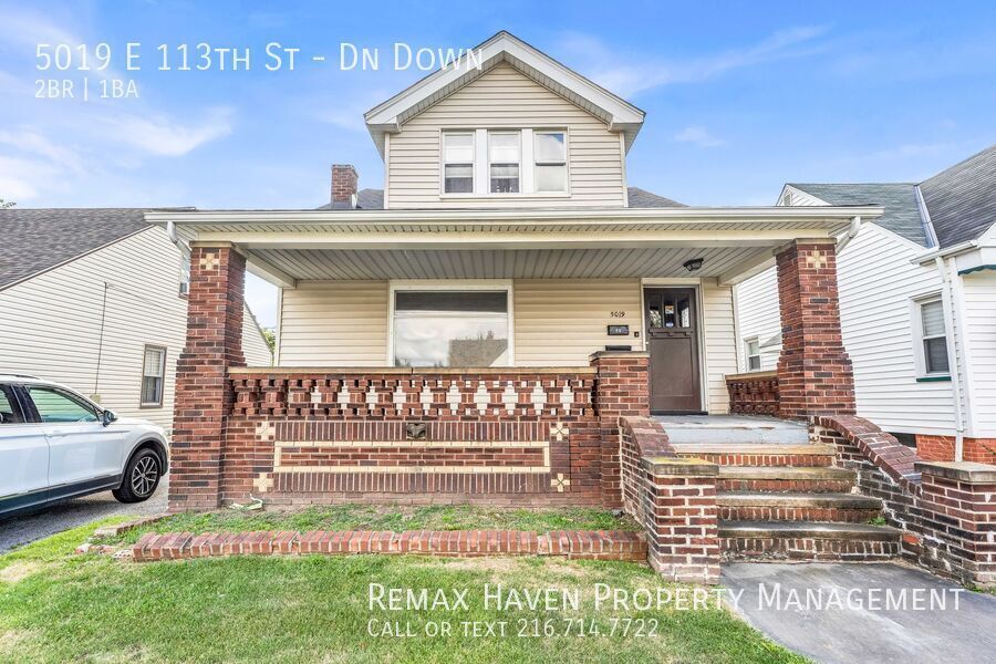 5019 E 113th St | DN, Garfield Heights - Spacious 2 bed 1 bath multi-family home! property image